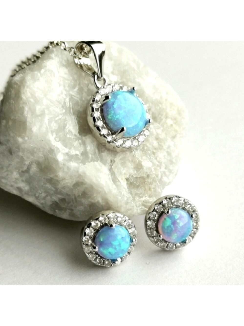 Blue opal cz halo necklace earring set in sterling silver 🆕